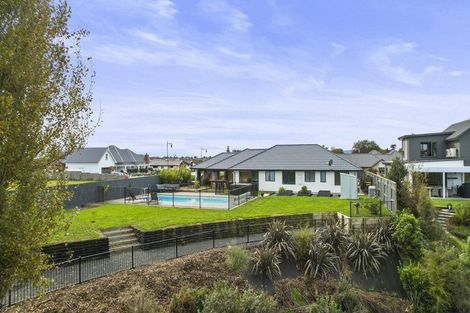 Photo of property in 10 Clifford Close, Leamington, Cambridge, 3432