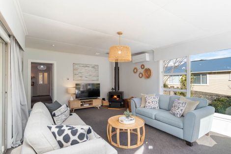 Photo of property in 15 Black Beech Street, Birchville, Upper Hutt, 5018