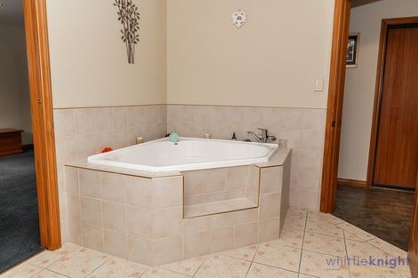 Photo of property in 2377 Homebush Road, Coalgate, 7673