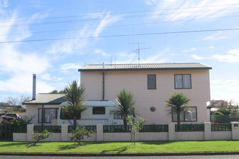 Photo of property in 55a Ngatai Road, Otumoetai, Tauranga, 3110