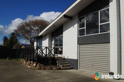 Photo of property in 2/24 Chilton Drive, Mairehau, Christchurch, 8052