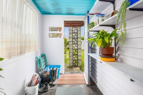 Photo of property in 21 Cudby Street, Woburn, Lower Hutt, 5011