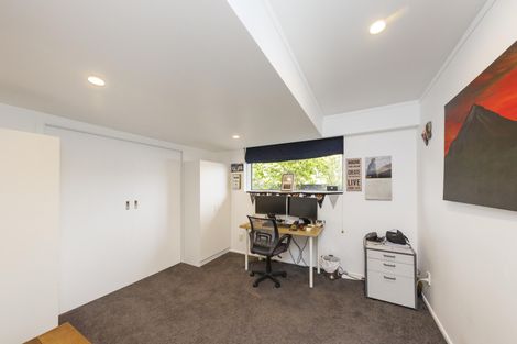 Photo of property in 16 Liberty Grove, Kelvin Grove, Palmerston North, 4414