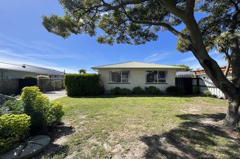 Photo of property in 8 Cob Crescent, Woolston, Christchurch, 8062