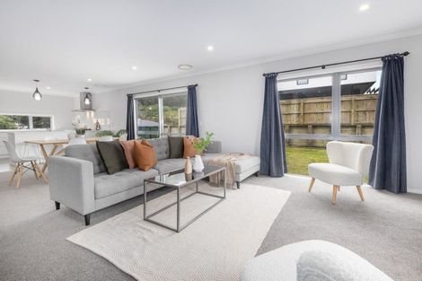 Photo of property in 60 Hokioi Drive, Kenepuru, Porirua, 5022