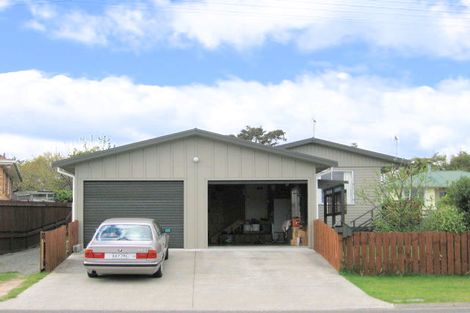 Photo of property in 6 Tamatea Road, Taupo, 3330