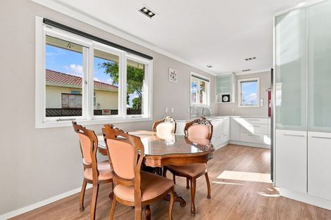 Photo of property in 11 Glenbrook Road, Karaka, Papakura, 2580