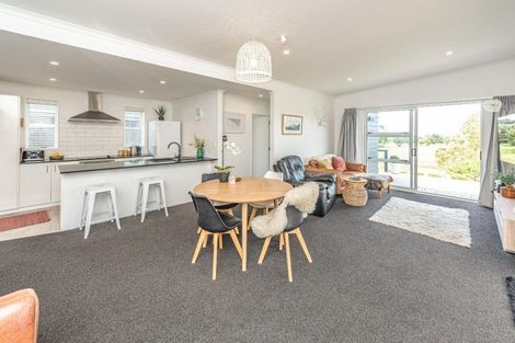 Photo of property in 5 Toi Street, Tawhero, Whanganui, 4501