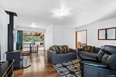 Photo of property in 24 Mawney Road, Henderson, Auckland, 0610