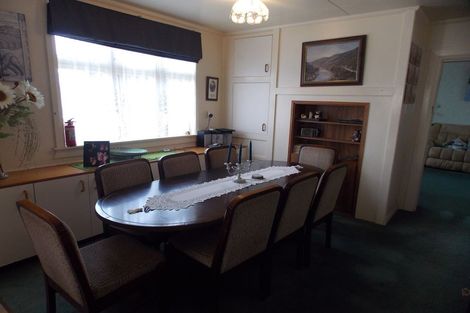 Photo of property in 30 Kuku Street, Tangimoana, 4822