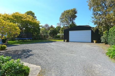 Photo of property in 19 Barton Road, Heretaunga, Upper Hutt, 5018