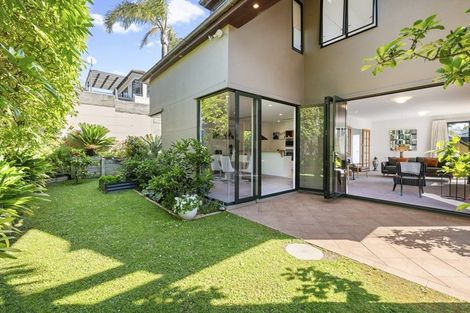 Photo of property in 2/2 The Esplanade, Campbells Bay, Auckland, 0630
