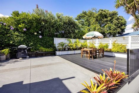 Photo of property in 26 Mclean Street, Strandon, New Plymouth, 4312