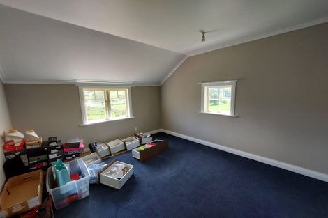 Photo of property in 54 Whakapirau Road, Maungaturoto, 0583