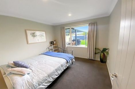 Photo of property in 2 Binyon Place, Rolleston, 7614