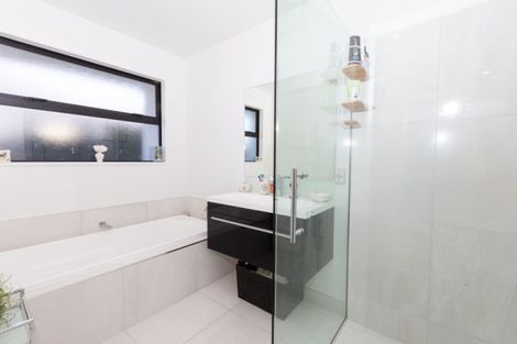 Photo of property in 7 Whitau Place, Marshland, Christchurch, 8083