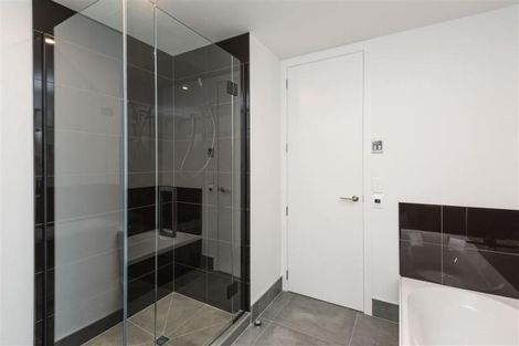 Photo of property in 2/3 Taylors Avenue, Bryndwr, Christchurch, 8052