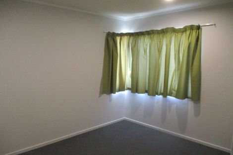 Photo of property in 22/8 Margan Avenue, New Lynn, Auckland, 0600