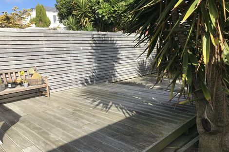 Photo of property in 8 Trevor Terrace, Newtown, Wellington, 6021