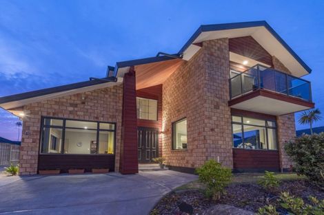 Photo of property in 22 Key West Drive, One Tree Point, 0118