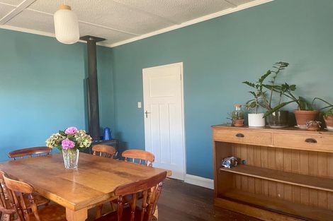 Photo of property in 27 Palm Avenue, Lyall Bay, Wellington, 6022