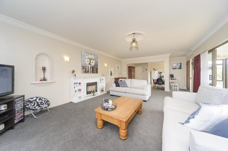 Photo of property in 111 College Street, Awapuni, Palmerston North, 4412