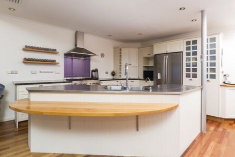 Photo of property in 17 Windsor Drive, Britannia Heights, Nelson, 7010