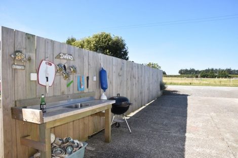 Photo of property in 2 Derby Street, Woodend, Invercargill, 9877