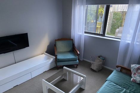 Photo of property in 29 Tawa Place, Orewa, 0931