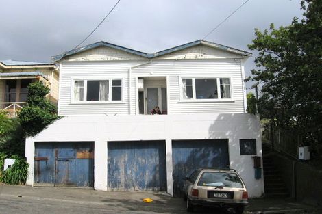Photo of property in 25a Kenwyn Terrace, Newtown, Wellington, 6021