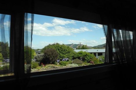 Photo of property in 14-16 Cameron Street, Waimate, 7924