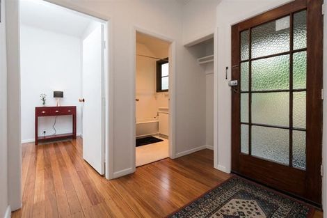 Photo of property in 29 Sidlaw Street, Strathmore Park, Wellington, 6022