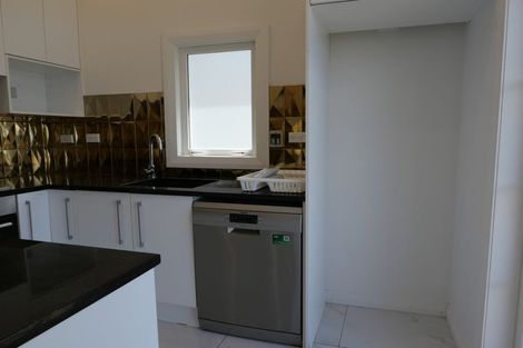 Photo of property in 35 Disley Street, Highbury, Wellington, 6012