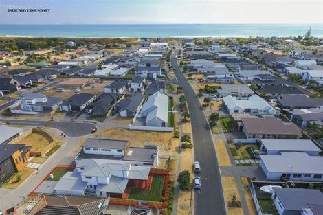 Photo of property in 10 Tuangi Way, Papamoa Beach, Papamoa, 3118