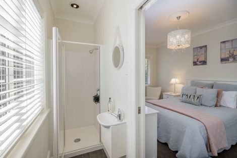 Photo of property in 47 Kawiu Road, Levin, 5510