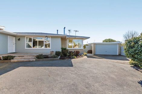 Photo of property in 11 Weston Place, Rangiora, 7400