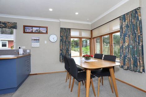 Photo of property in 38 Milne Street, Hunterville, 4730