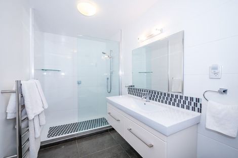 Photo of property in 4c Bedggood Close, Paihia, 0200