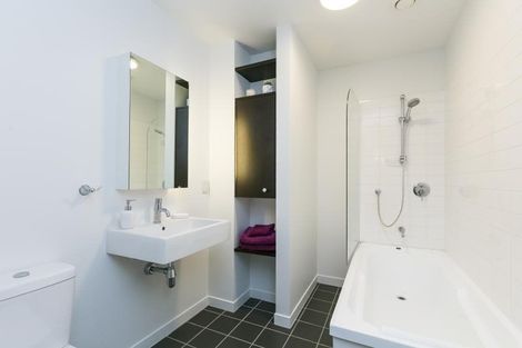 Photo of property in Montreaux Apartments, 9g/164 The Terrace, Wellington Central, Wellington, 6011