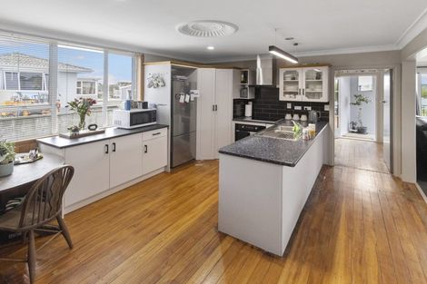 Photo of property in 92 Dome Street, Newfield, Invercargill, 9812