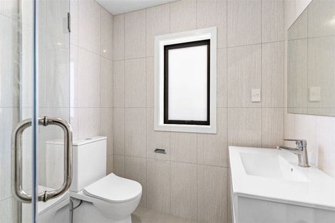 Photo of property in 11 Kirikiri Drive, Papakura, 2110