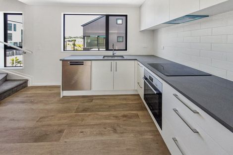 Photo of property in 27 Ara Mara Hua, Henderson, Auckland, 0612