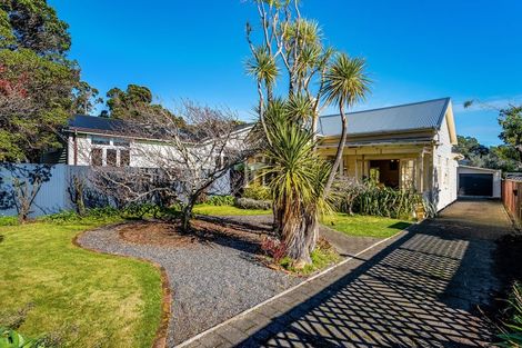 Photo of property in 240 Muritai Road, Eastbourne, Lower Hutt, 5013
