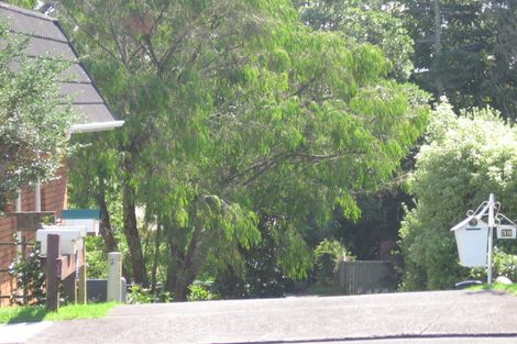 Photo of property in 1/40 Pokapu Street, Titirangi, Auckland, 0600