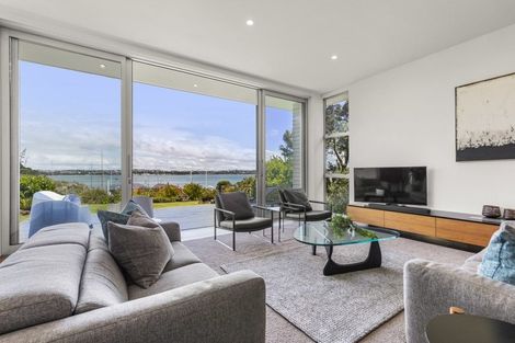 Photo of property in 5c Church Street, Devonport, Auckland, 0624