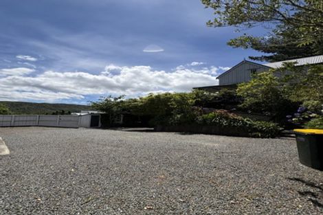 Photo of property in 11 Mcmanaway Grove, Stokes Valley, Lower Hutt, 5019