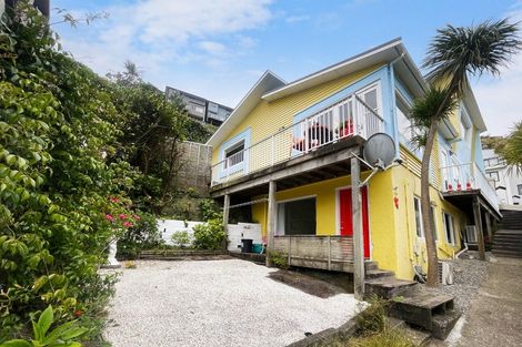 Photo of property in 15a Onslow Road, Khandallah, Wellington, 6035