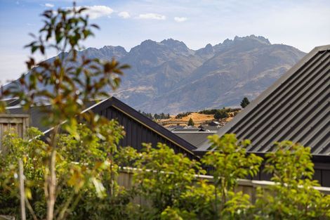 Photo of property in 20 Howden Drive, Jacks Point, 9371