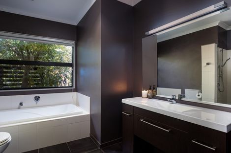 Photo of property in 69a Karamea Street, Whalers Gate, New Plymouth, 4310