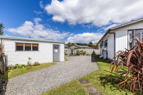 Photo of property in 14 Runuku Grove, Turangi, 3334